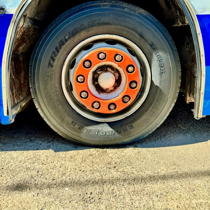 Wheel hub and lug nuts on a trailer axle
