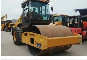 Medium Road Roller