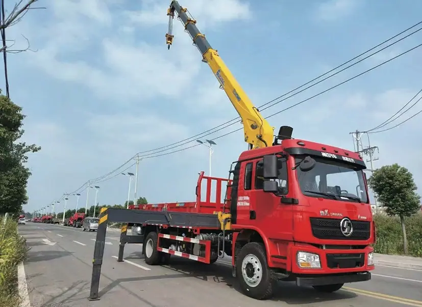 SHACMAN Crane Truck